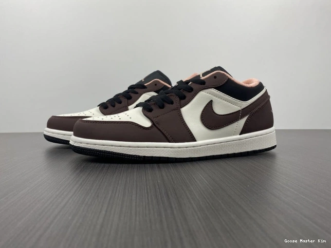 1 DC6991-200 Air Mocha Low Jordan 0821